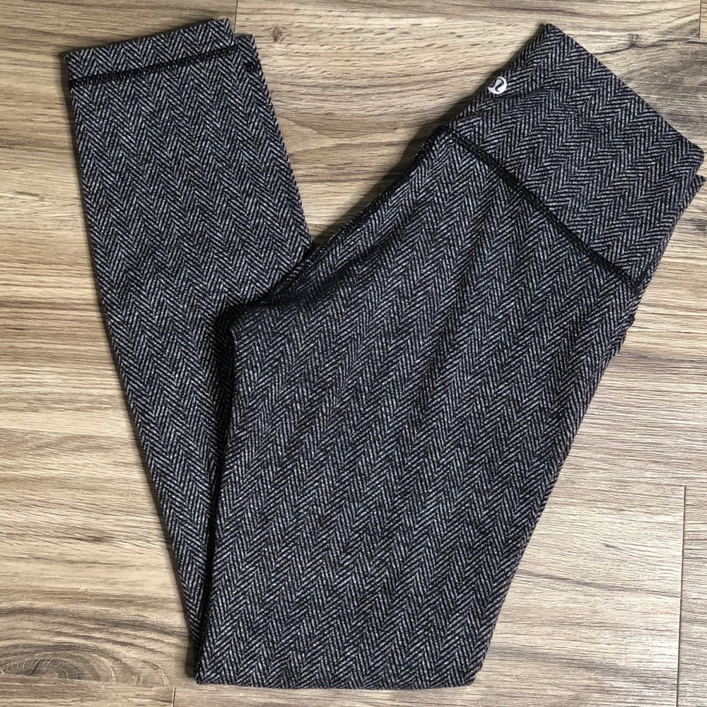 Lululemon Herringbone High Times Sz 4